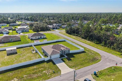 Villa ou maison à vendre à Ocala, Floride: 4 chambres, 153.66 m2 № 2289815 - photo 4