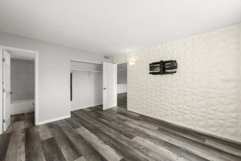 Condominio en alquiler en Daytona Beach, Florida, 2 dormitorios, 75.44 m2 № 1917383 - foto 6