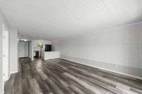 Condominio en alquiler en Daytona Beach, Florida, 2 dormitorios, 75.44 m2 № 1917383 - foto 4