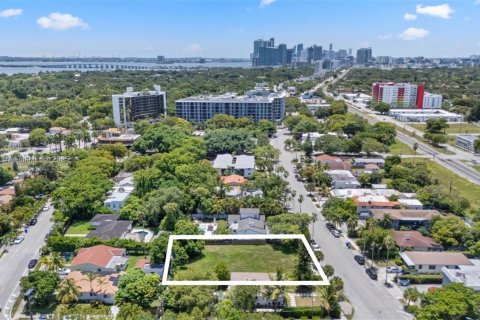 Terreno en venta en Miami, Florida № 1847600 - foto 10