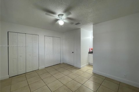 Touwnhouse à louer à Pompano Beach, Floride: 2 chambres, 96.62 m2 № 1798956 - photo 12