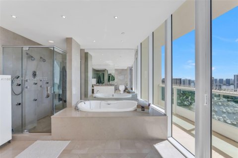 Copropriété à vendre à Aventura, Floride: 5 chambres, 378.11 m2 № 1933922 - photo 9