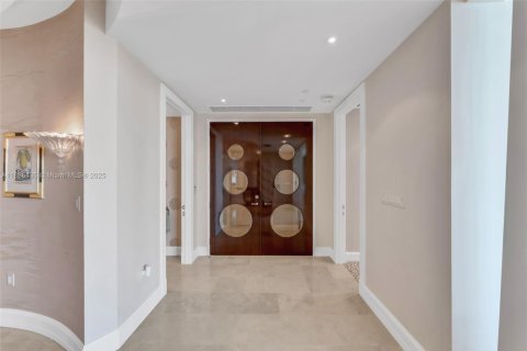 Copropriété à vendre à Aventura, Floride: 5 chambres, 378.11 m2 № 1933922 - photo 2