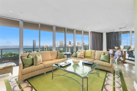 Copropriété à vendre à Aventura, Floride: 5 chambres, 378.11 m2 № 1933922 - photo 4