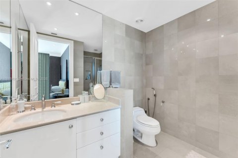 Copropriété à vendre à Aventura, Floride: 5 chambres, 378.11 m2 № 1933922 - photo 15