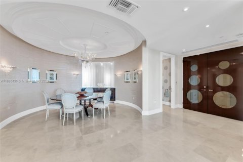 Copropriété à vendre à Aventura, Floride: 5 chambres, 378.11 m2 № 1933922 - photo 3