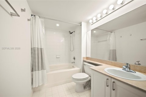 Copropriété à louer à Miami Beach, Floride: 2 chambres, 100.33 m2 № 2044038 - photo 11