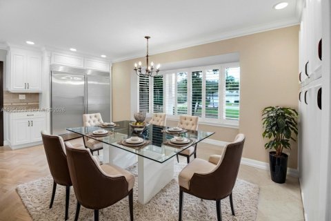 Купить виллу или дом в Пальметто-Бей, Флорида 6 спален, 297.29м2, № 2017434 - фото 11