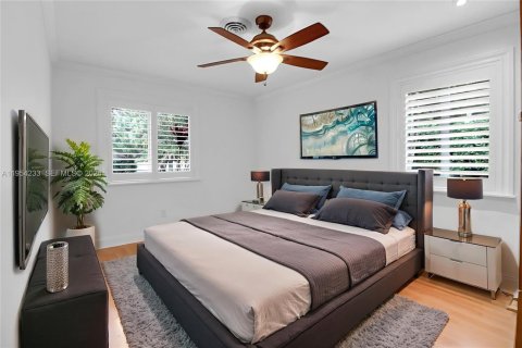 Купить виллу или дом в Пальметто-Бей, Флорида 6 спален, 297.29м2, № 2017434 - фото 24