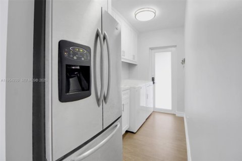 Купить виллу или дом в Пальметто-Бей, Флорида 6 спален, 297.29м2, № 2017434 - фото 21