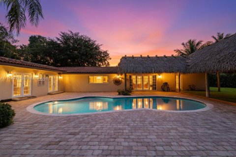 Купить виллу или дом в Пальметто-Бей, Флорида 6 спален, 297.29м2, № 2017434 - фото 2