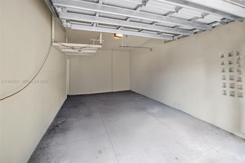 Купить виллу или дом в Пальметто-Бей, Флорида 6 спален, 297.29м2, № 2017434 - фото 28