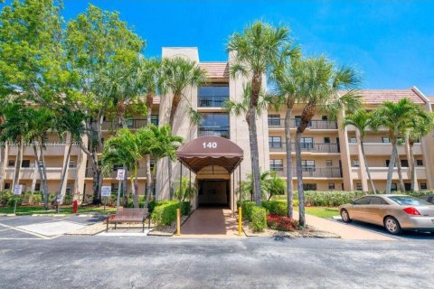 Condominio en venta en West Palm Beach, Florida, 2 dormitorios, 87.79 m2 № 1877811 - foto 19
