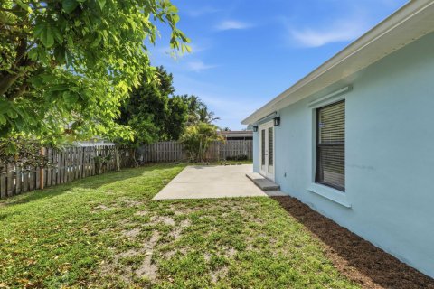 Casa en venta en Fort Lauderdale, Florida, 3 dormitorios, 145.3 m2 № 2309590 - foto 25