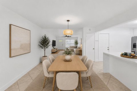 Casa en venta en Fort Lauderdale, Florida, 3 dormitorios, 145.3 m2 № 2309590 - foto 2