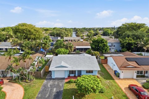 Casa en venta en Fort Lauderdale, Florida, 3 dormitorios, 145.3 m2 № 2309590 - foto 29
