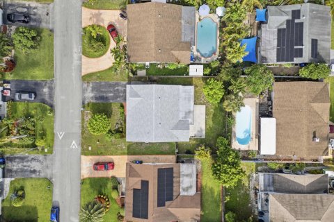 Casa en venta en Fort Lauderdale, Florida, 3 dormitorios, 145.3 m2 № 2309590 - foto 30