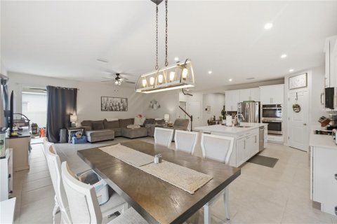 Villa ou maison à vendre à Land O' Lakes, Floride: 4 chambres, 259.38 m2 № 2224999 - photo 14