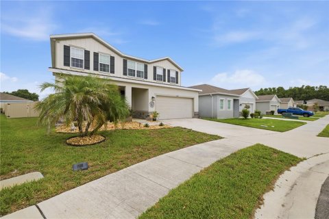 Villa ou maison à vendre à Land O' Lakes, Floride: 4 chambres, 259.38 m2 № 2224999 - photo 2