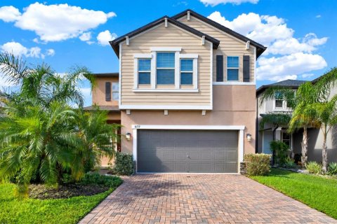Villa ou maison à New Port Richey, Floride 4 chambres, 216.83 m2 № 2430724