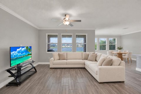 Villa ou maison à vendre à New Port Richey, Floride: 4 chambres, 216.83 m2 № 2430724 - photo 3