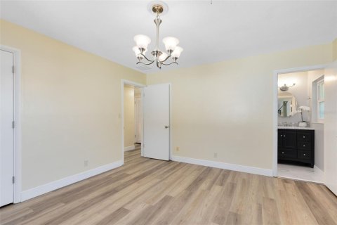 Villa ou maison à vendre à Maitland, Floride: 3 chambres, 190.82 m2 № 1853561 - photo 15