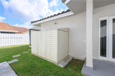 Villa ou maison à vendre à Miami, Floride: 3 chambres, 145.58 m2 № 2003976 - photo 30