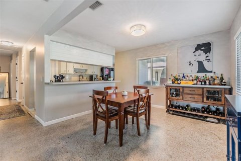 Casa en venta en Tampa, Florida, 3 dormitorios, 146.04 m2 № 2114182 - foto 10
