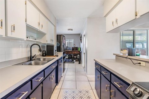 Casa en venta en Tampa, Florida, 3 dormitorios, 146.04 m2 № 2114182 - foto 15