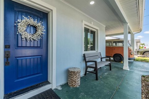 Casa en venta en Tampa, Florida, 3 dormitorios, 146.04 m2 № 2114182 - foto 3