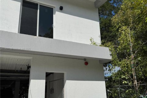 Apartment in Miami, Florida 3 bedrooms, 92.34 sq.m. № 1954268 - photo 4