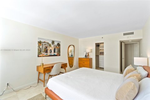 Copropriété à louer à Miami Beach, Floride: 1 chambre, 76.18 m2 № 1936806 - photo 13