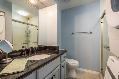 Condo in Dunedin, Florida, 2 bedrooms  № 1717742 - photo 16