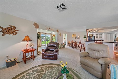 Copropriété à vendre à Bradenton, Floride: 2 chambres, 139.82 m2 № 1876440 - photo 22