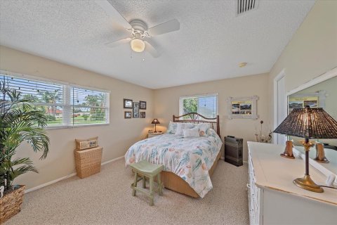 Copropriété à vendre à Bradenton, Floride: 2 chambres, 139.82 m2 № 1876440 - photo 23