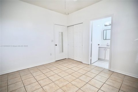 Townhouse in Doral, Florida 2 bedrooms, 97.55 sq.m. № 1956304 - photo 11