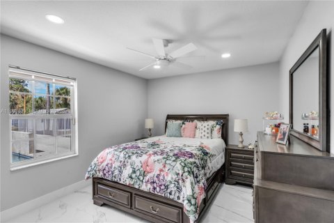 Купить виллу или дом в Локсахатчи-Гроувс, Флорида 4 спальни, 310.57м2, № 2051718 - фото 23