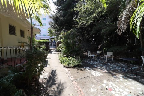 Apartamento en alquiler en Miami, Florida, 1 dormitorio, 55.74 m2 № 1990064 - foto 21