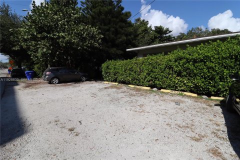 Apartamento en alquiler en Miami, Florida, 1 dormitorio, 55.74 m2 № 1990064 - foto 23