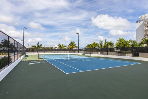 Copropriété à vendre à Miami Beach, Floride: 1 chambre, 74.88 m2 № 2297773 - photo 26