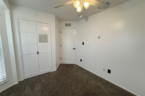 Villa ou maison à louer à Orlando, Floride: 3 chambres, 125.6 m2 № 2386639 - photo 10