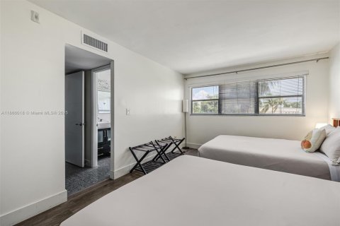 Copropriété à vendre à Miami Beach, Floride: 2 chambres, 87.33 m2 № 1895863 - photo 19