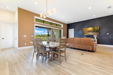 House in Orlando, Florida 4 bedrooms, 281.77 sq.m. № 1751202 - photo 6