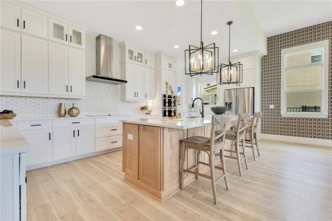 House in Orlando, Florida 4 bedrooms, 281.77 sq.m. № 1751202 - photo 3