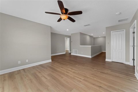 Casa en venta en Orlando, Florida, 5 dormitorios, 306.58 m2 № 1685048 - foto 23