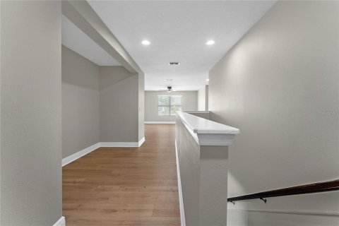Casa en venta en Orlando, Florida, 5 dormitorios, 306.58 m2 № 1685048 - foto 22
