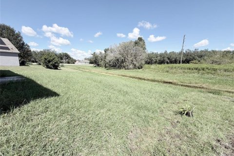 Villa ou maison à vendre à Poinciana, Floride: 4 chambres, 139.45 m2 № 2429208 - photo 16