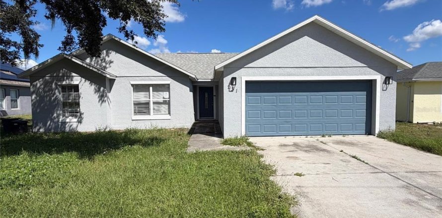 Villa ou maison à Poinciana, Floride 4 chambres, 139.45 m2 № 2429208