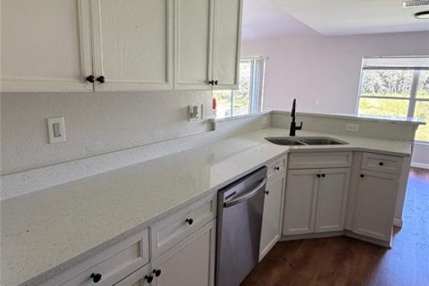 Villa ou maison à vendre à Poinciana, Floride: 4 chambres, 139.45 m2 № 2429208 - photo 6