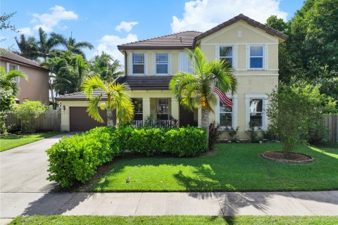 House in Miami, Florida 4 bedrooms, 209.59 sq.m. № 1963463 - photo 2